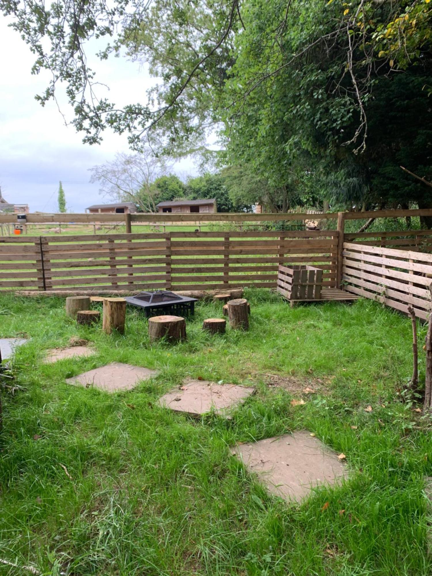 Badgers Burrow Hotel Colwall ภายนอก รูปภาพ
